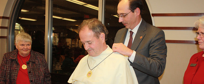 Marchionda and Willits receive the Mazzuchelli Medallion