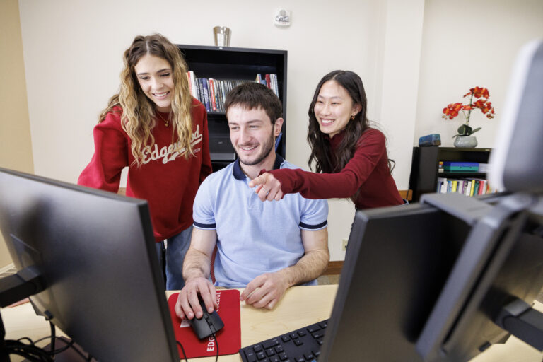 students looking at a computer screen