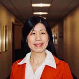 Huining headshot photo