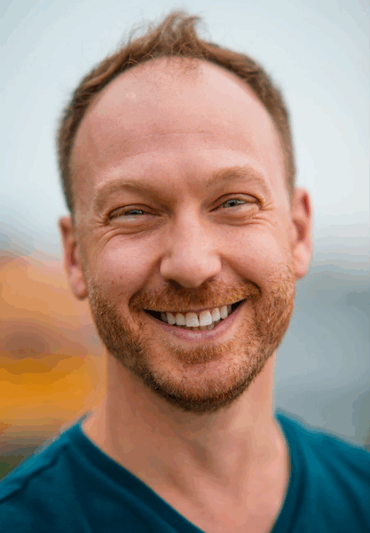 thumbnail_SGT Headshot